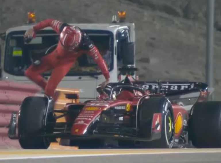 Ferrari: Motor kusuru, başlangıçta Leclercin podyumuna mal oldu